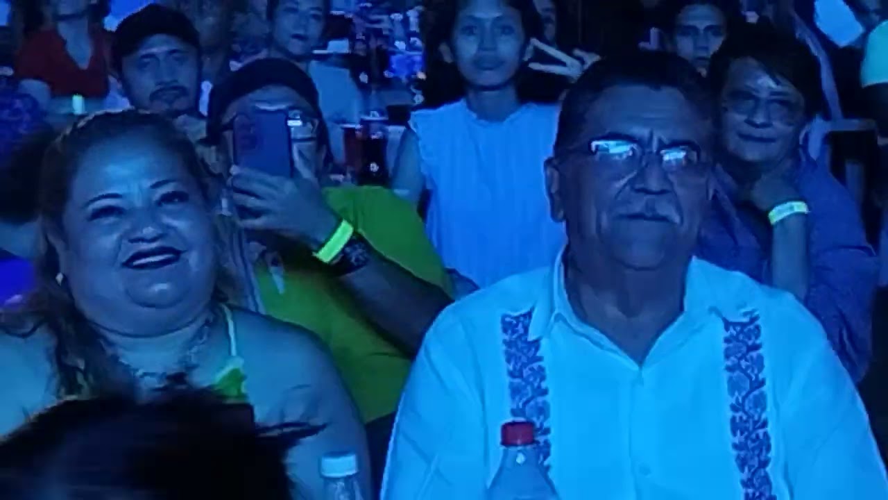 Lleno total dejó Marisela la Dama de Hierro en la Feria de la Palmera 🌴 en Coyuca de Benítez.