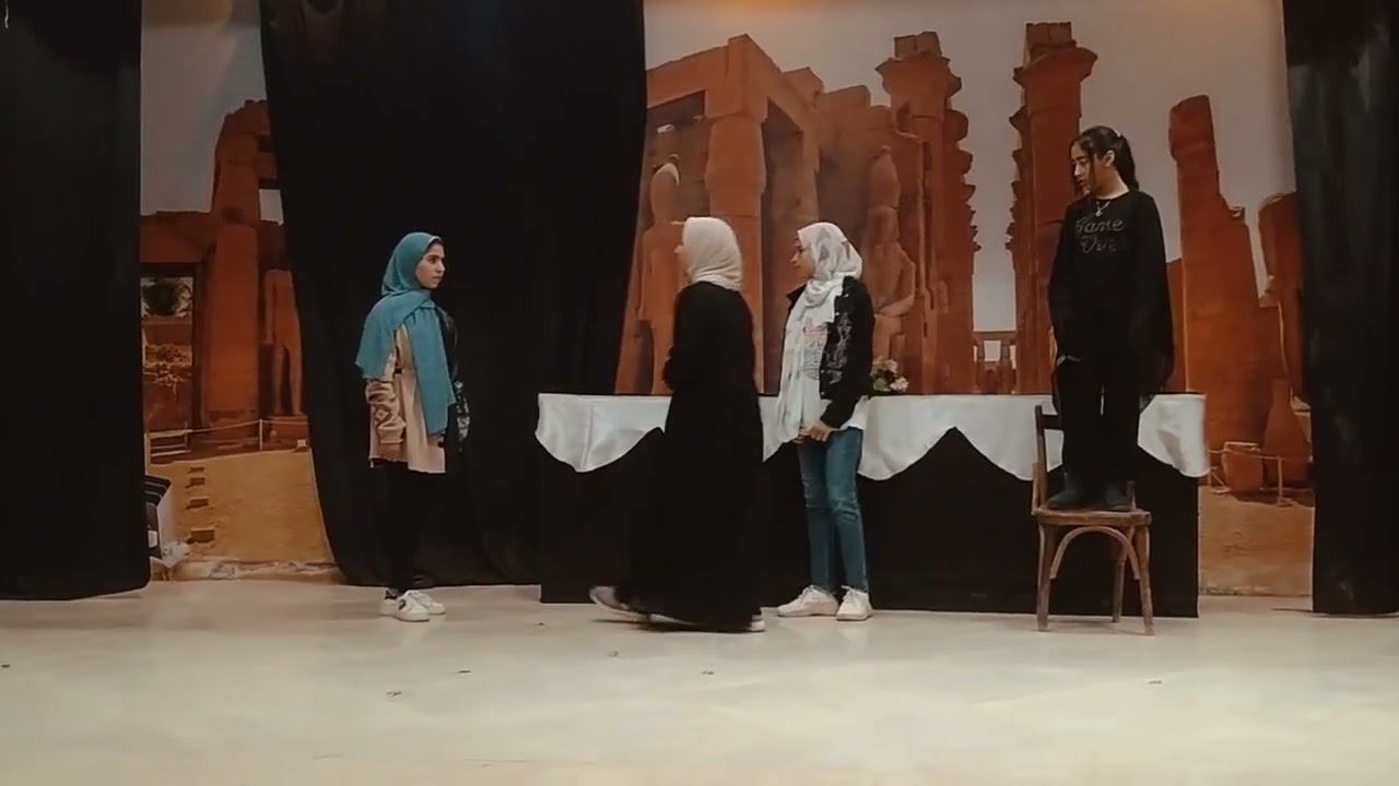 مسرحية (الكذب) مدرسة الشهيد عوض رياض الاعدادية المشتركة بسمبو مقام.