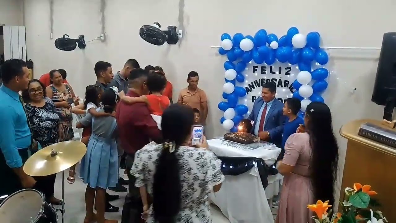 Aniversário do pastor Jessé vila...