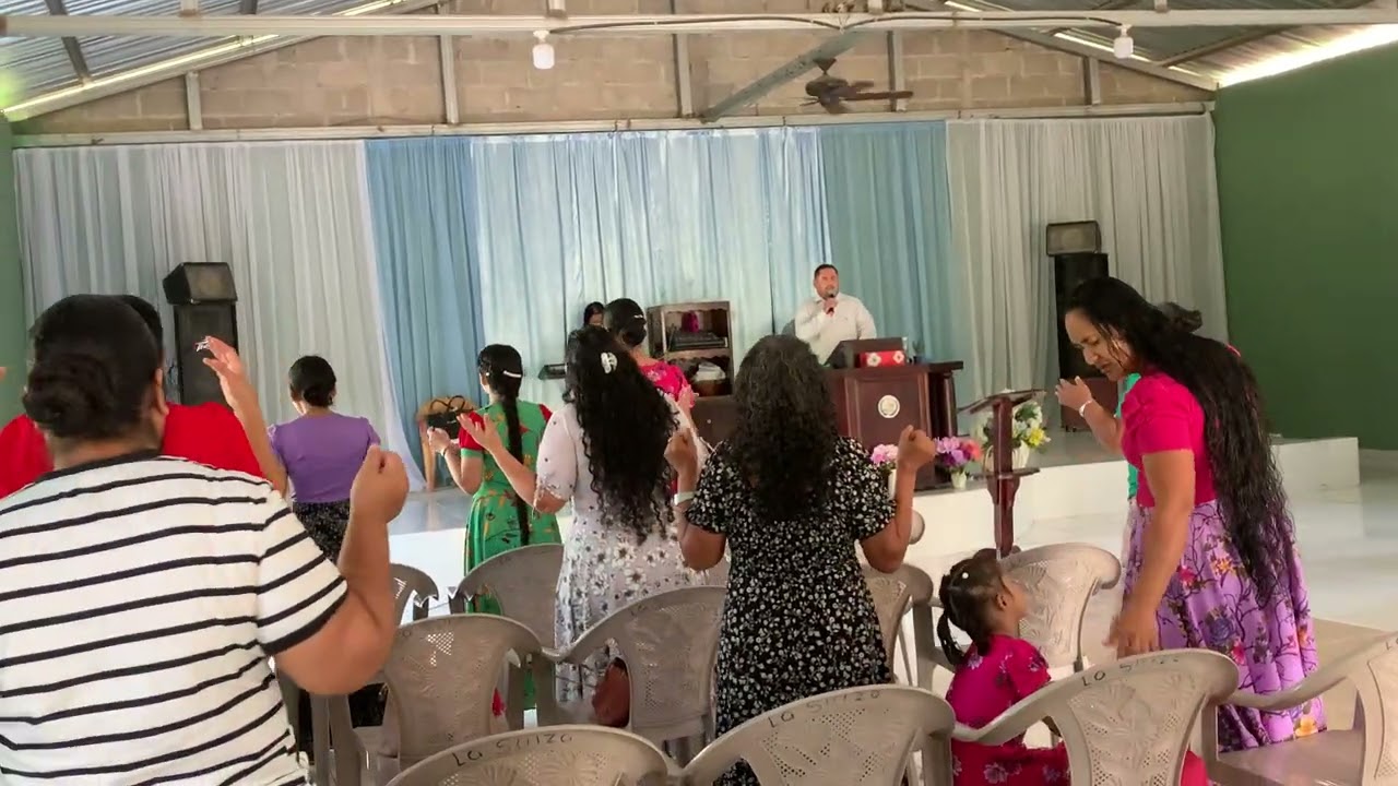 Adoración  iglesia embajadores de Jesucristo col. la suiza 
