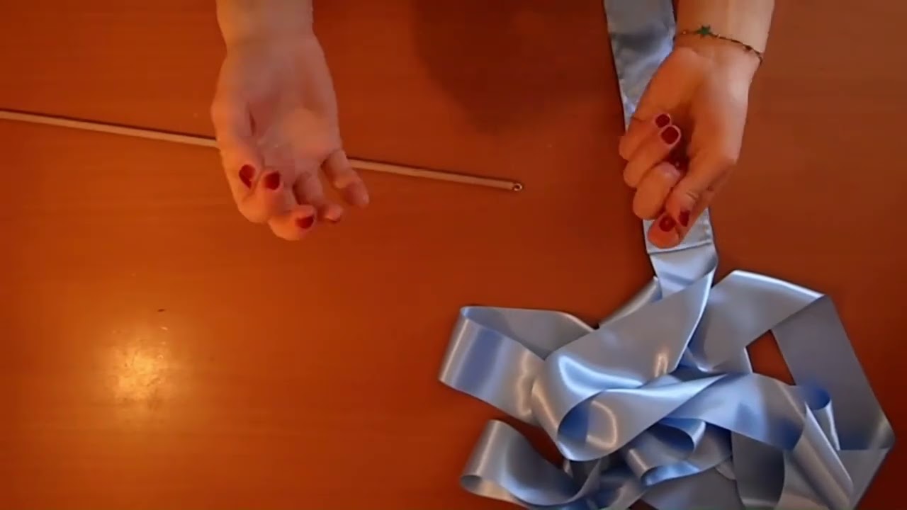 Cómo hacer una cinta de gimnasia rítmica- Tutorial por María Garcés