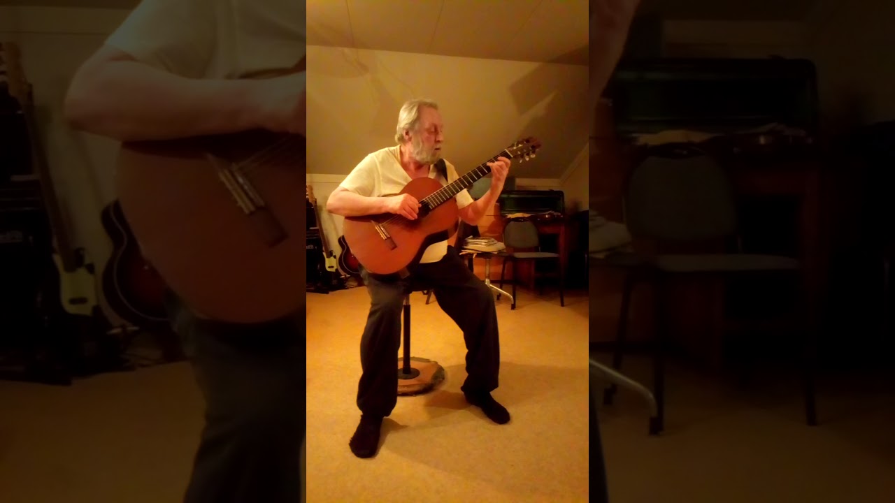 Gitarr medley 2. Svensk folkmusik p&aring; klassisk gitarr. Swedish folk on classical guitar.