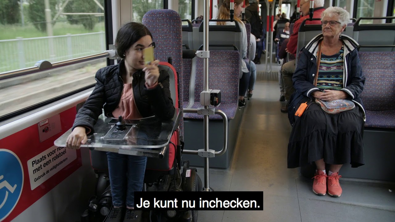 Reizen met de Aveniotram voor rolstoelgebruikers