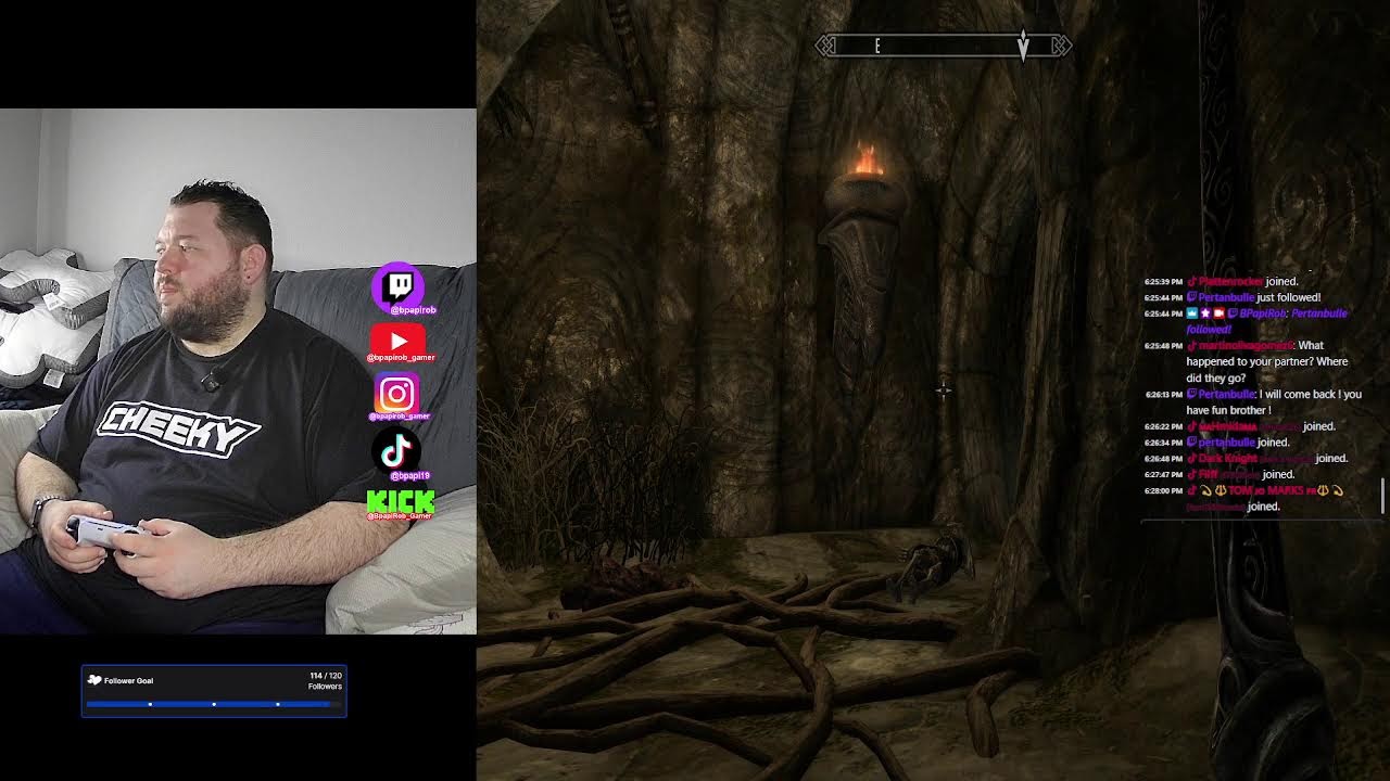 SLAYING DRAGONS AND RAIDING DUNGEONS in The Elder Scrolls V: Skyrim