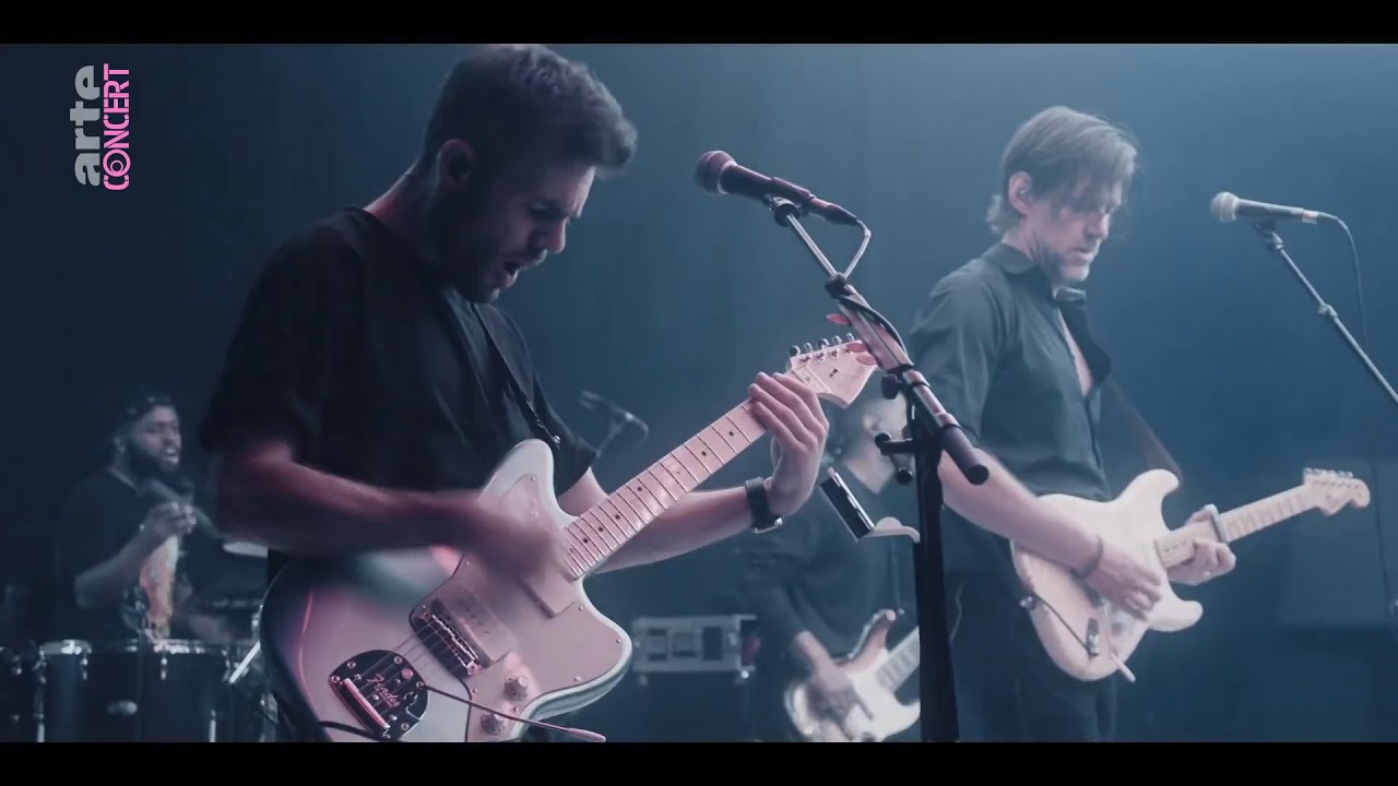EOB - Brasil from the show: Echoes - with Jehnny Beth