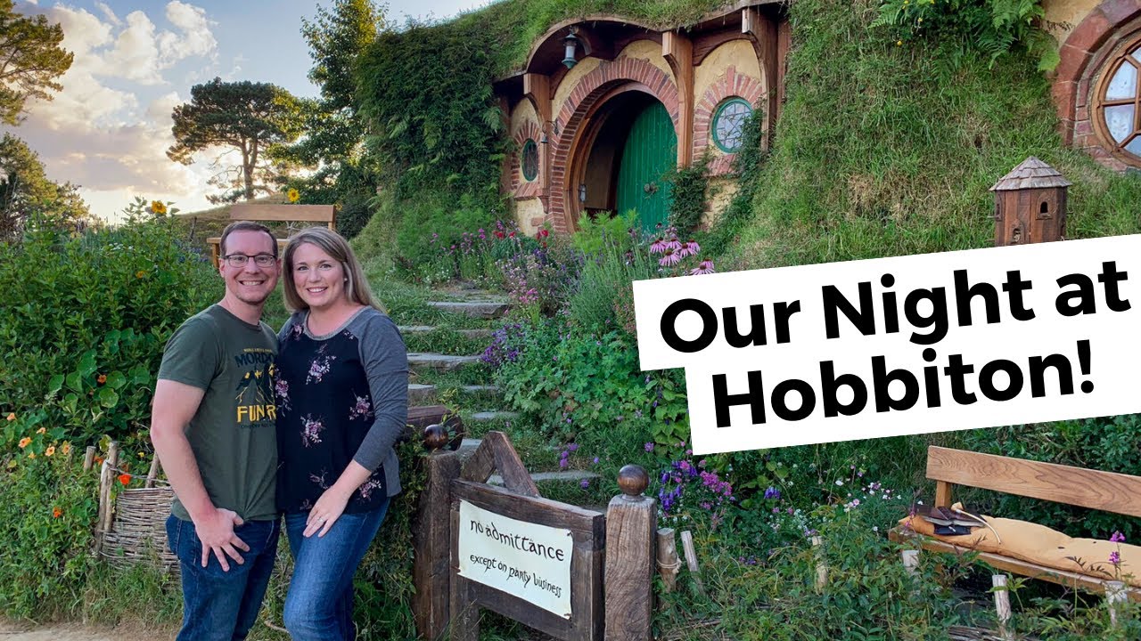 Hobbiton Evening Banquet Tour and exploring Hobbiton in the dark! New Zealand travel vlog!