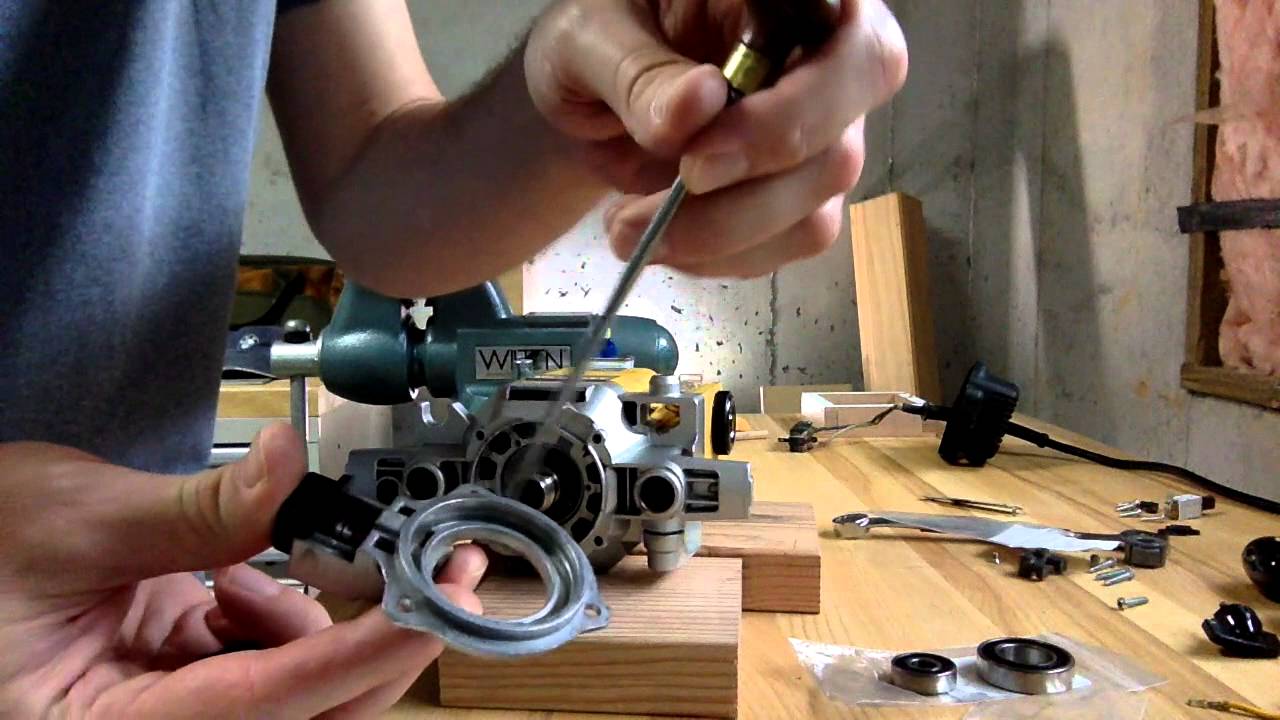 Replace Dewalt DW625 router bearings