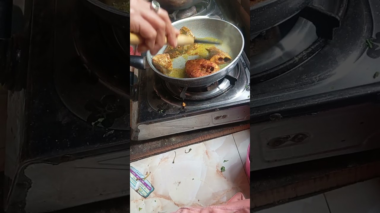 রাতের বেলতেও থাকে না না ধরনের কাজ                                         