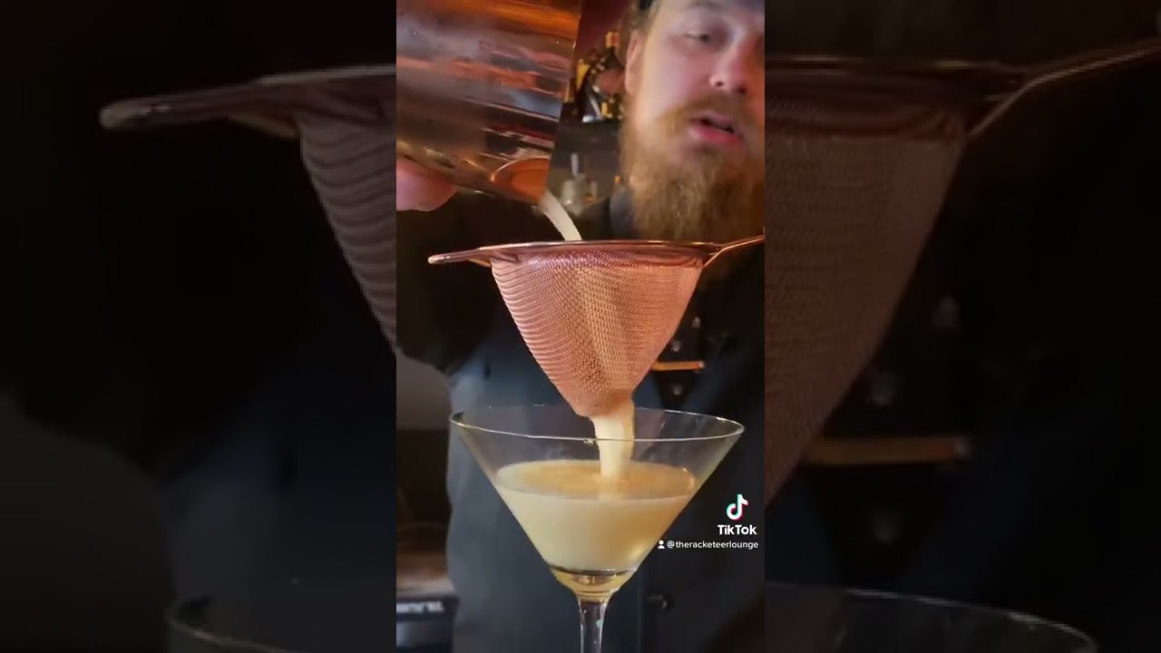The Gunpowder Martini in 30 Seconds .....#bartender #cocktail #cocktails #cocktailsofinstagram