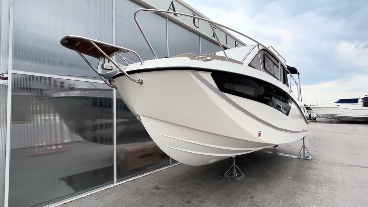 Quicksilver 755 Weekend for sale @pronautikacroatia PRODANO