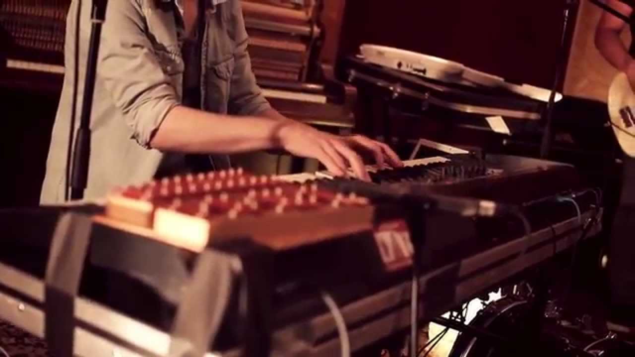 ENNO BUNGER - Leeres Boot (FLMR Session / Ducklake Studio)