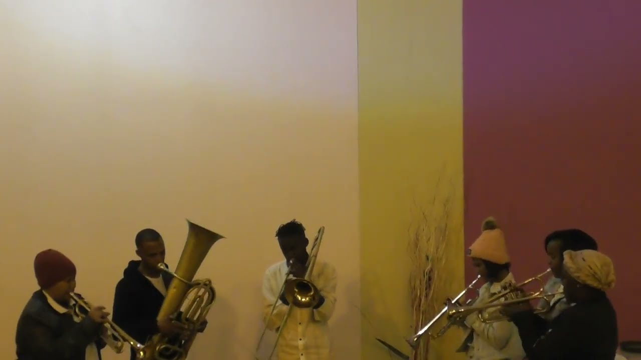 /Anes brass with /Nam !gasatse