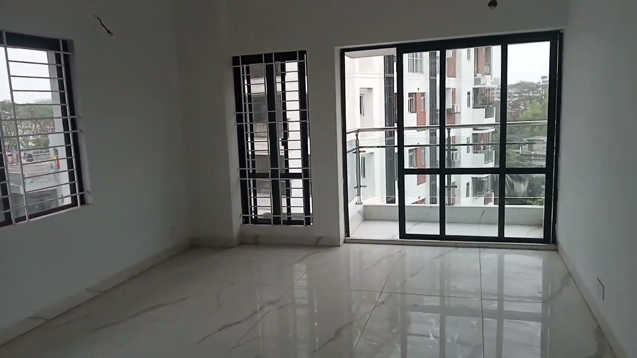 ধানমন্ডি লেক সন্নিকটে ৩০০০ স্কয়ার ফিটের চার বেডের চমৎকার ফ্ল্যাট বিক্রি হবে।কল:০১৮৩৪৫৬০৯১৭