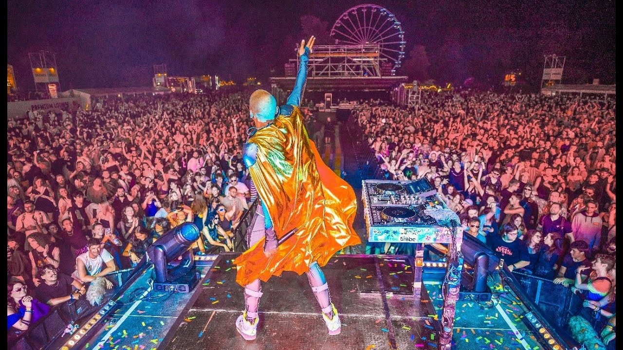 Alex Super Beats at Electric Castle