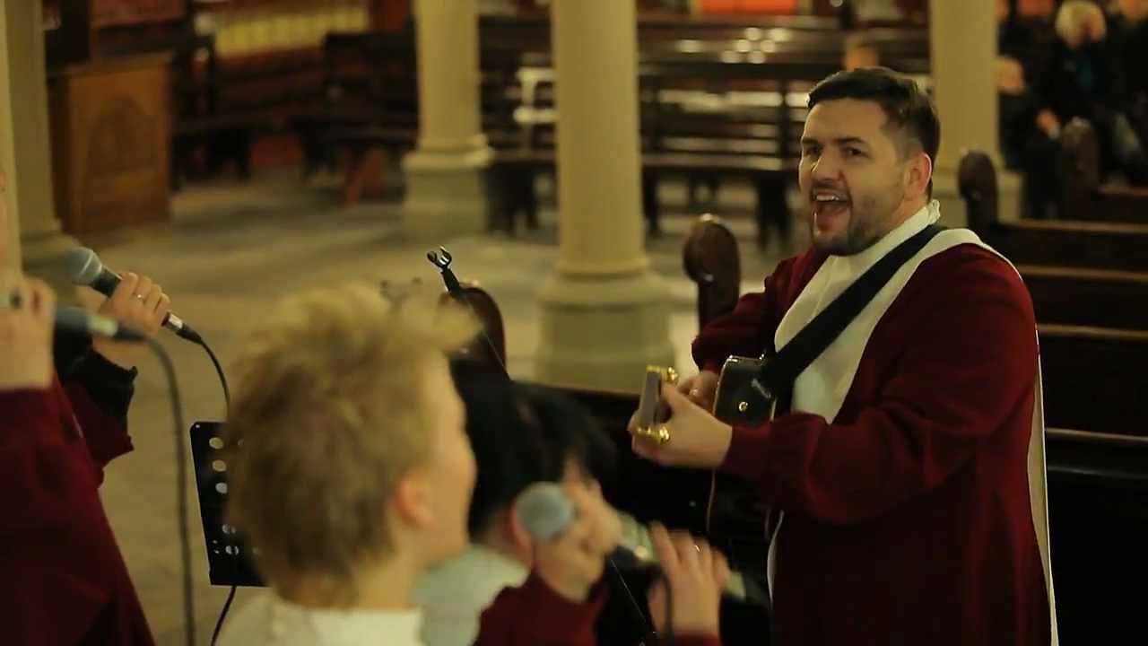 OPRAWA MUZYCZNA ŚLUBU, W CIENIU TWOICH RĄK, CHÓR GOSPEL PIOTR PAWLICKI, SOLO: JULIA STOLPE