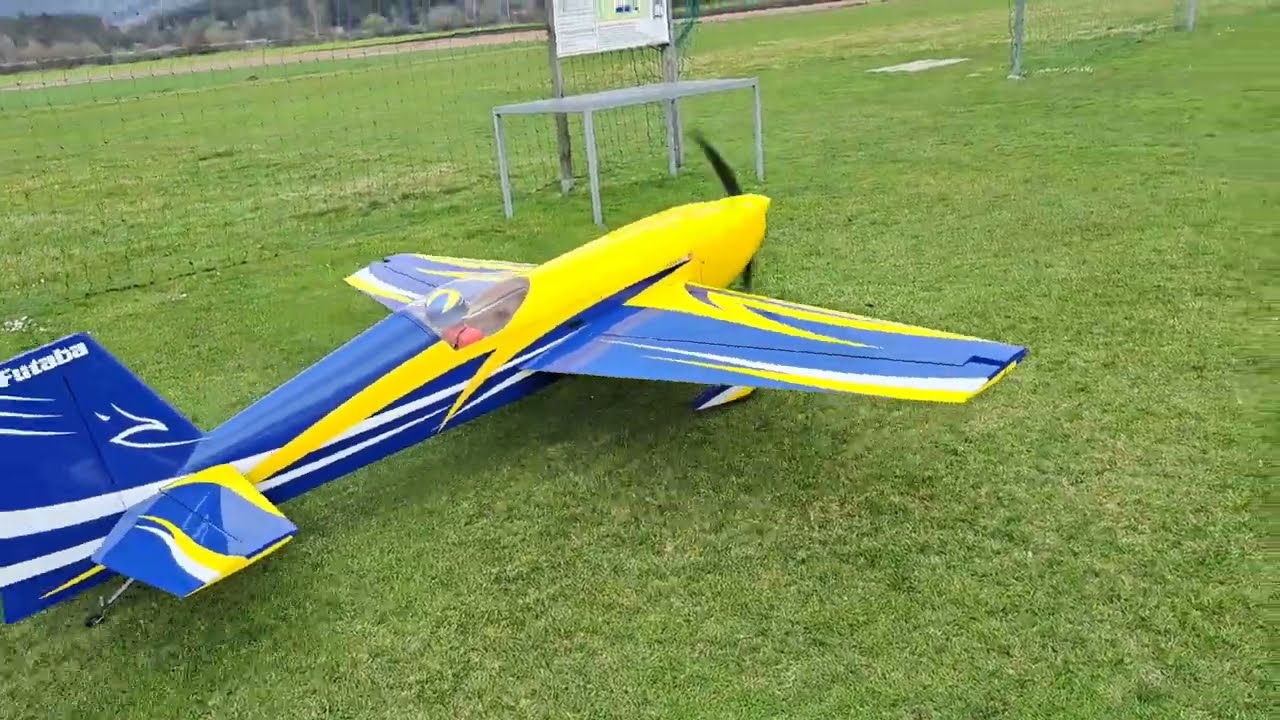 EXTRA 330 3,1m Spannweite ZDZ 195CCM von Ewald Kampl