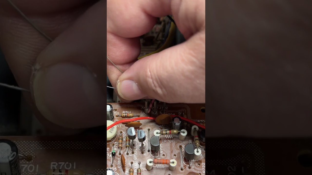 Re-wrap your wire wraps - so much nicer than solder.  #repair #marantz #vintage # audio