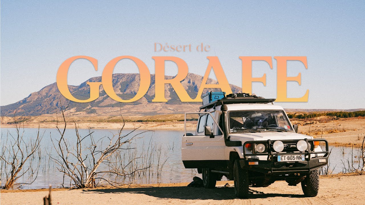 Road trip dans le désert en 4x4 aménagé.