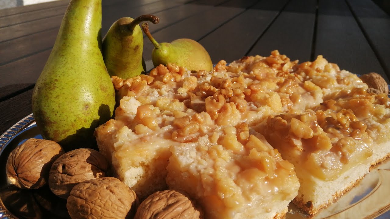 BIRNEN-WALNUSS-KUCHEN I BLECHKUCKEN