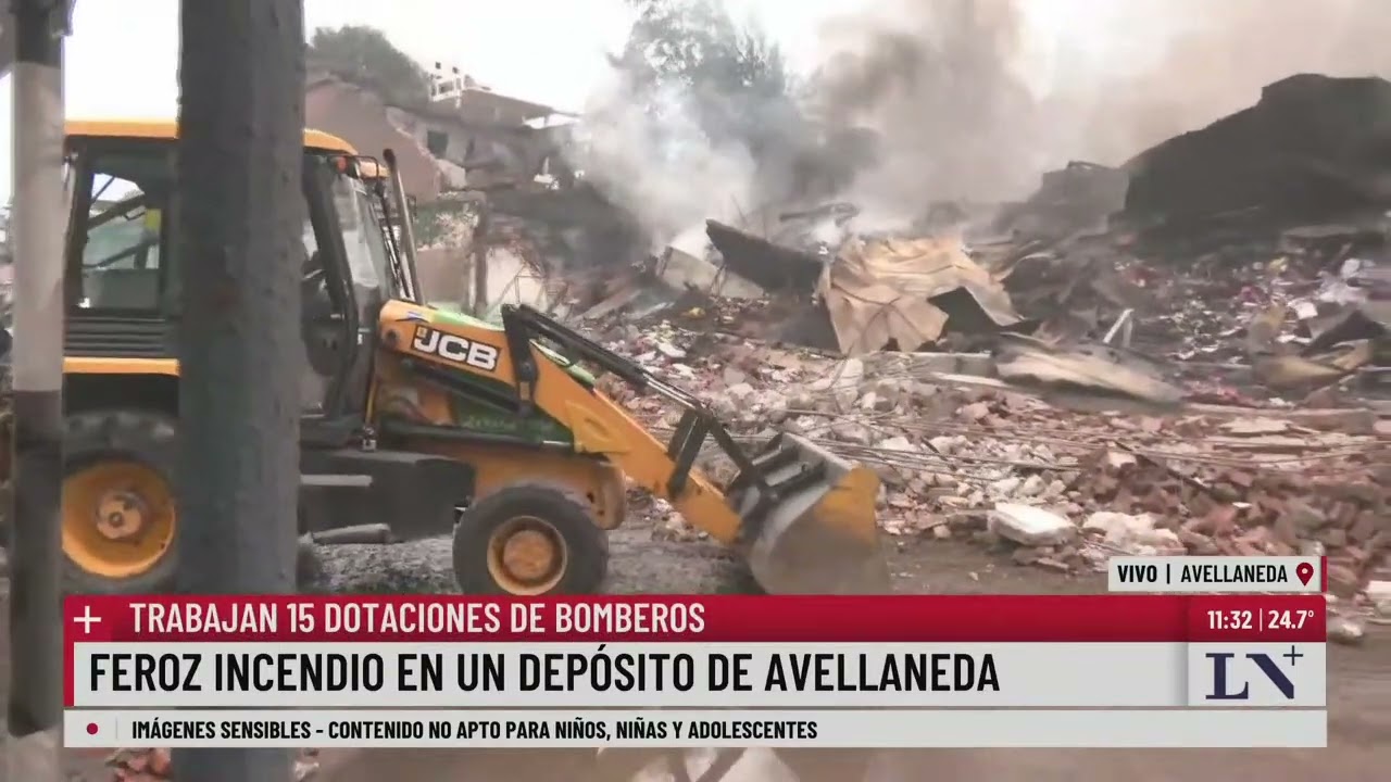 Incendio en Avellaneda: bomberos llevan más de 12 horas combatiendo el fuego