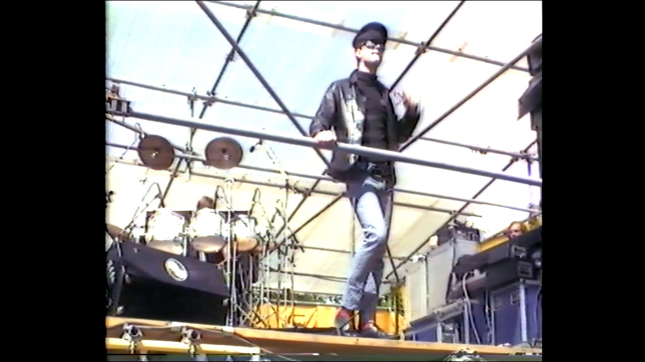 Department S - Is Vic There Live New Pop Festival, Rotterdam 16.08.81