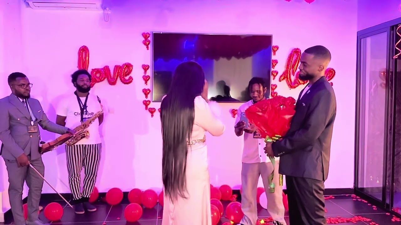 MK Michelle, Steve Fah, Bob Dilan : la demande en mariage ♥️💍