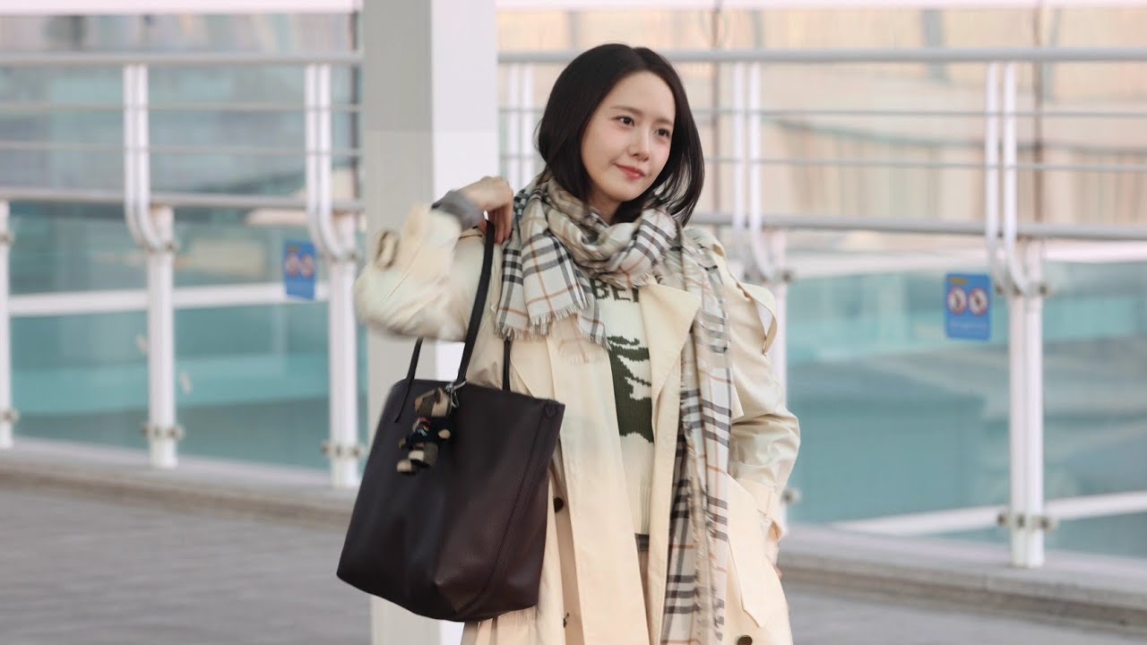 Yoona Airport Departure Photowall [4k]