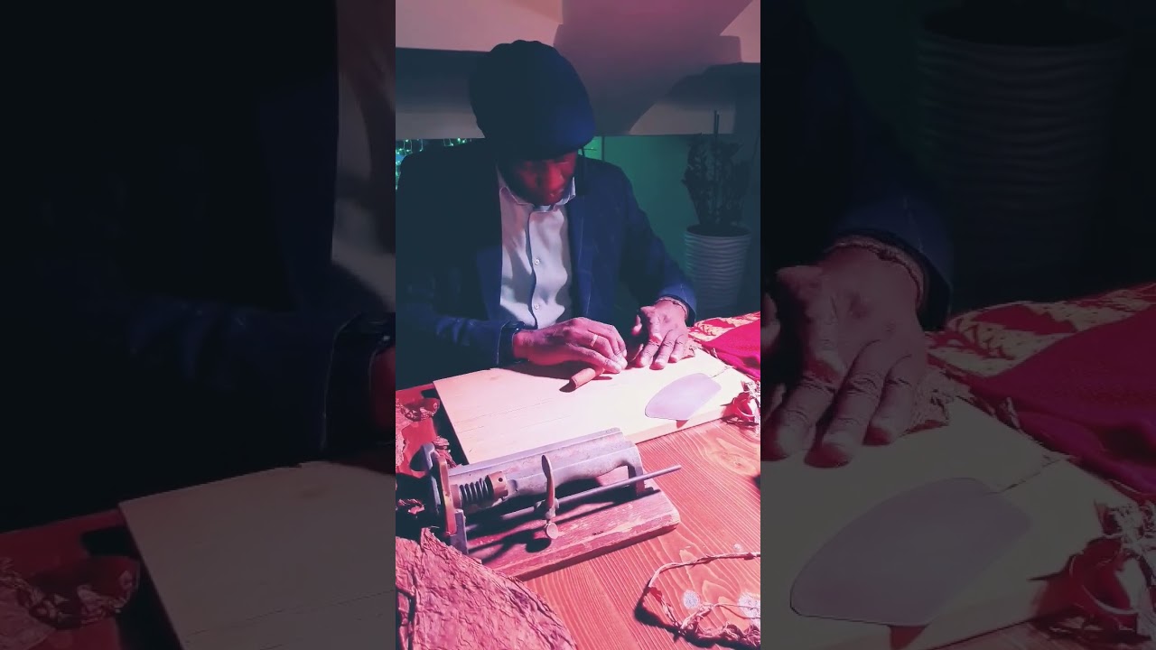 I make cigars by hand