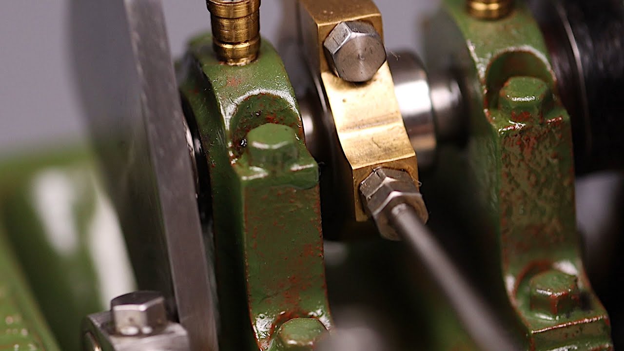 Stuart S50 Model Steam Engine | macro close-up details