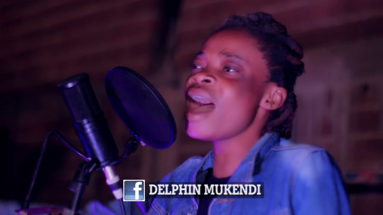 SILAS MUKUNA MET LE FEU🔥 AU LIVE DE DELPHIN MUKENDI  AVEC TSHIBUTA