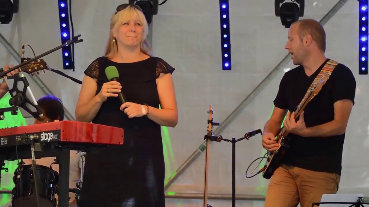 JANNA ★ Over the mountain ★ (Louise Taylor Cover)