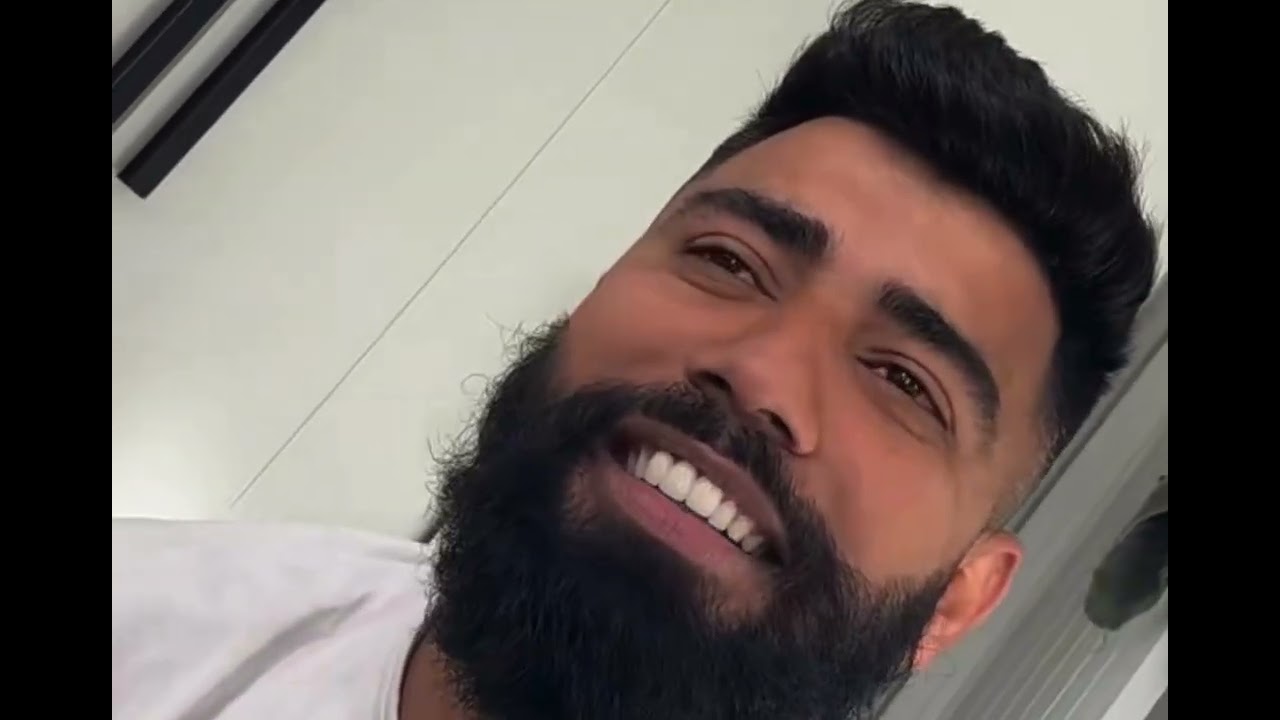Gopi chala england kam te🤣🤣🤣 funnyvideo #gopishoker #vlog