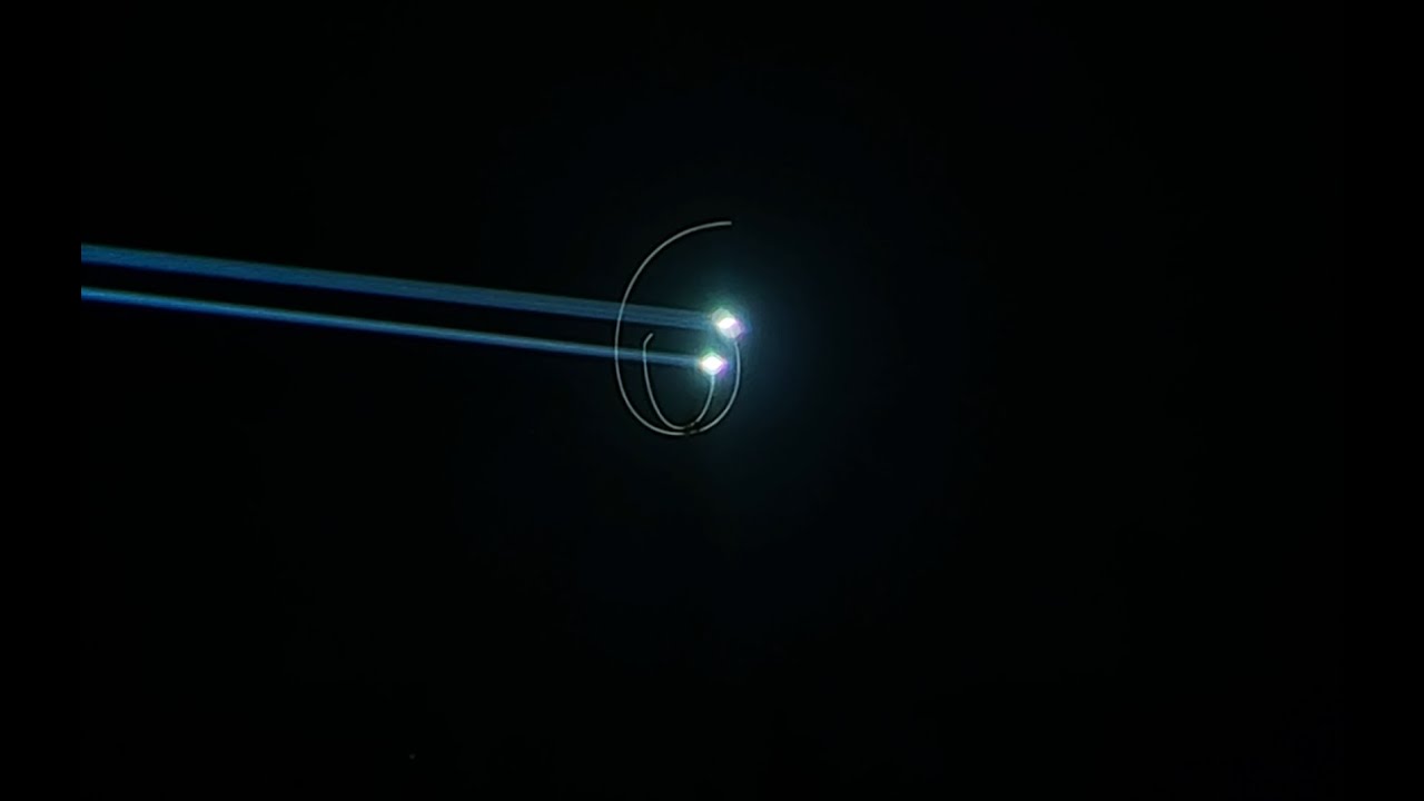 Laser jako grawer | Precyzyjna animacja + przestrzenny pokaz laserowy