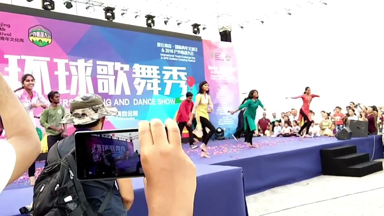 Indian dance 🩰 in China 🙄