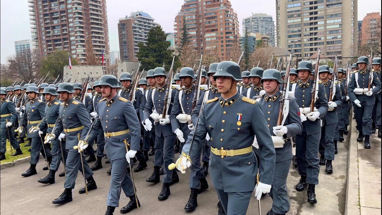 Escuela Militar - Juramento a la Bandera 2023 - INGRESO (4K-HD)