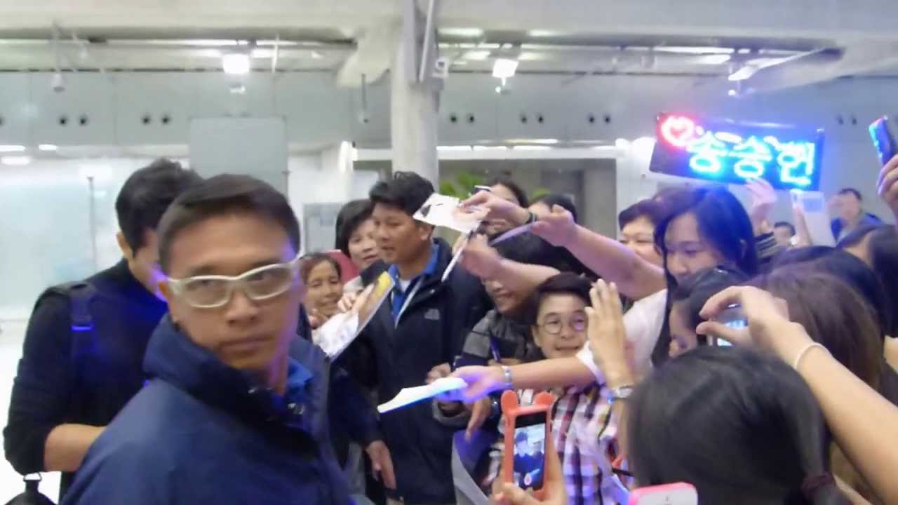 2014.01.19 Song Seung Heon_Bangkok Arrival