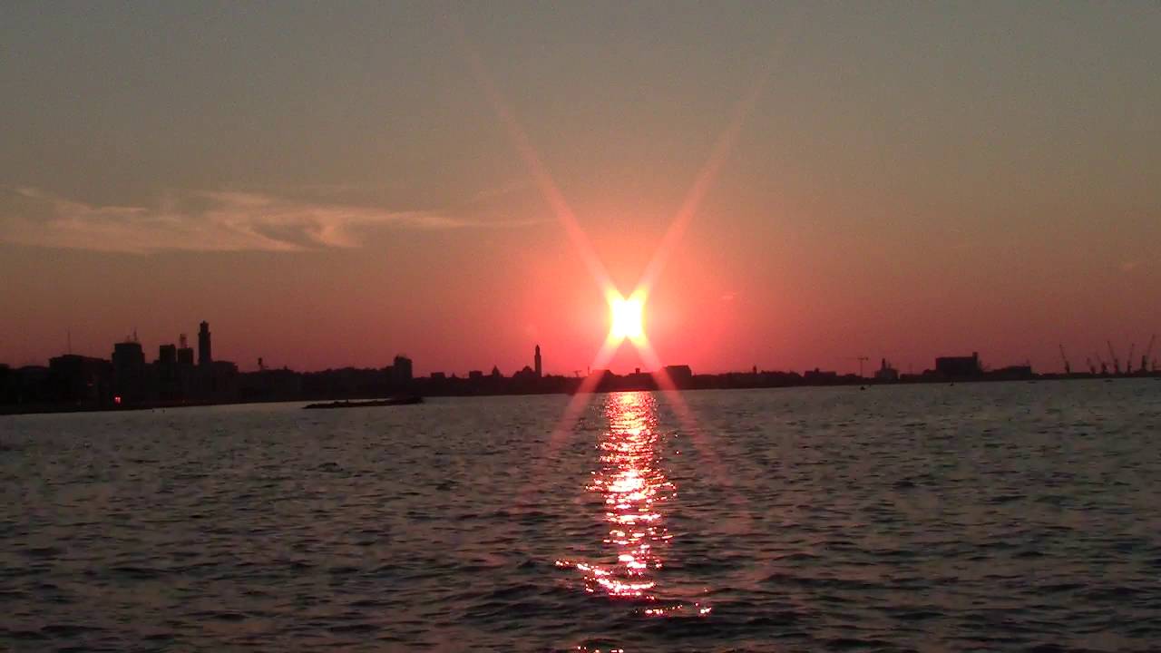 Beautiful sunset in Bari, Italy ☁ ▅▒░☼‿☼░▒▅ ☁ Красивый закат солнца