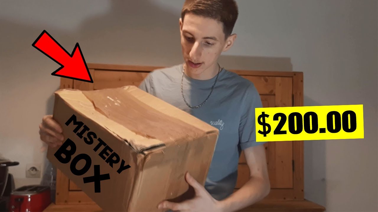 J'AI ACHETÉ UNE BOÎTE MYSTÈRE SUR LE DARK WEB ! (unboxing) #2