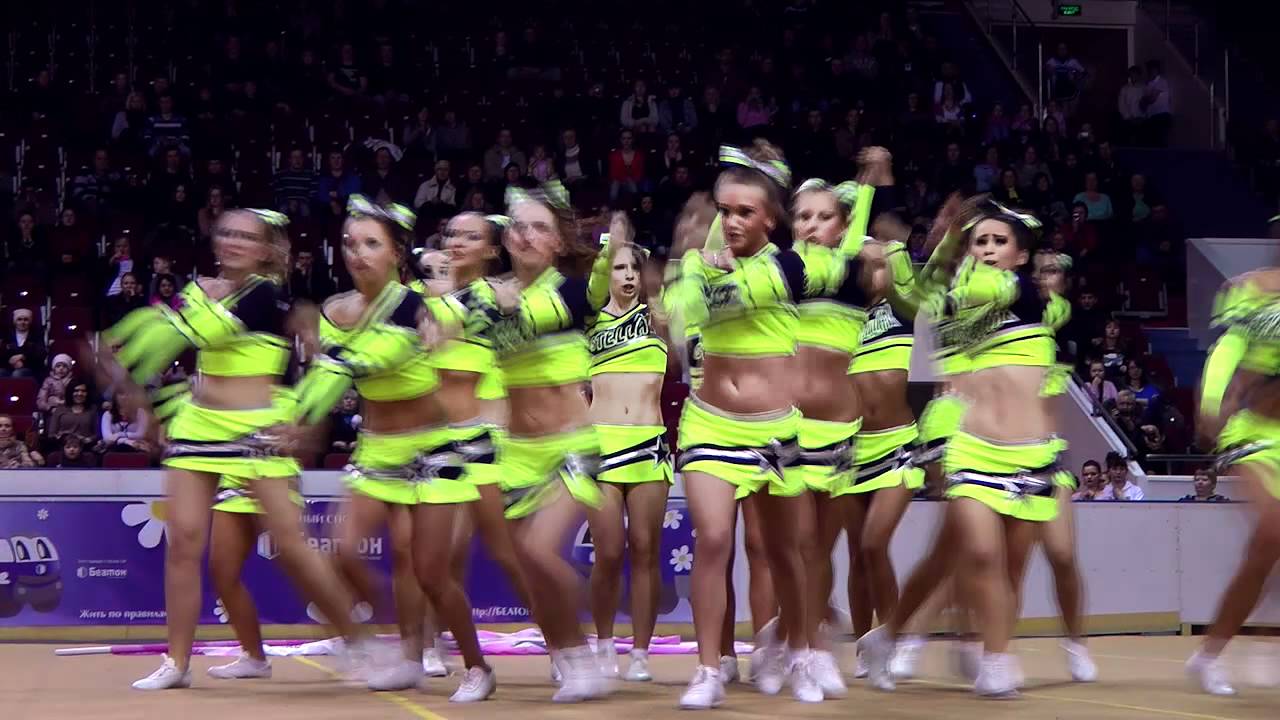 Stella Cheerleading Team
