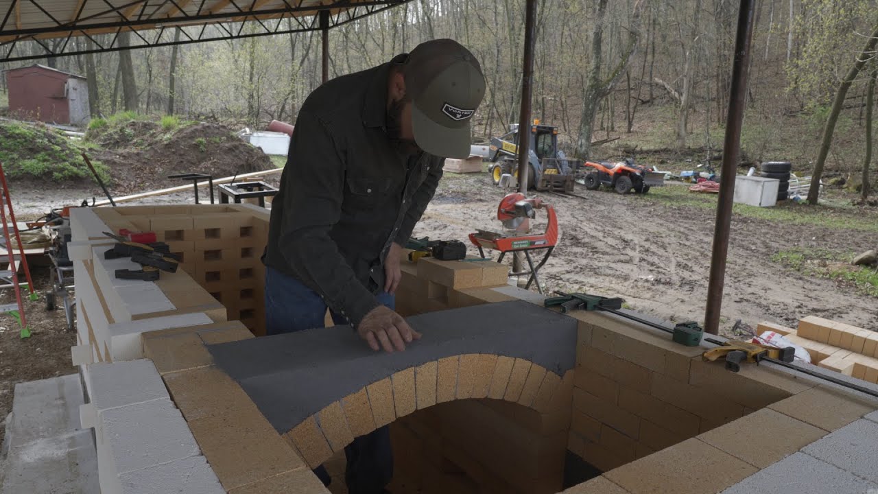 #6 Building a Wood Fired Pottery Kiln - Fire Brick Arches