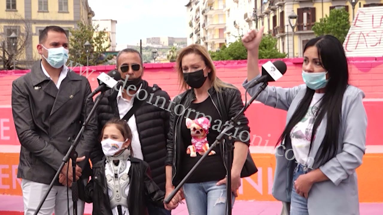 Inaugurato il murale per Noemi a piazza nazionale dove rimase ferita in una sparatoria