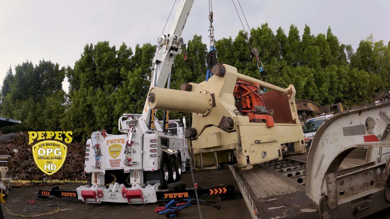 Big Flipper taking out the (HEAVY) trash