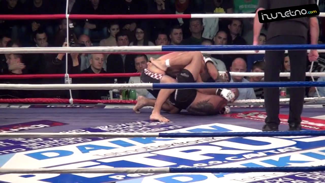 Antun Račić vs. Cristian Binda HD - Noć gladijatora 7 Dubrovnik (Izuzetno.com)