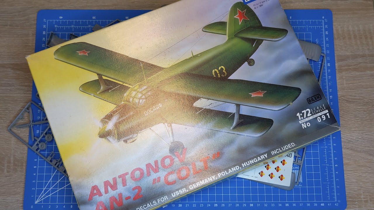 Italeri Antonov An-2 