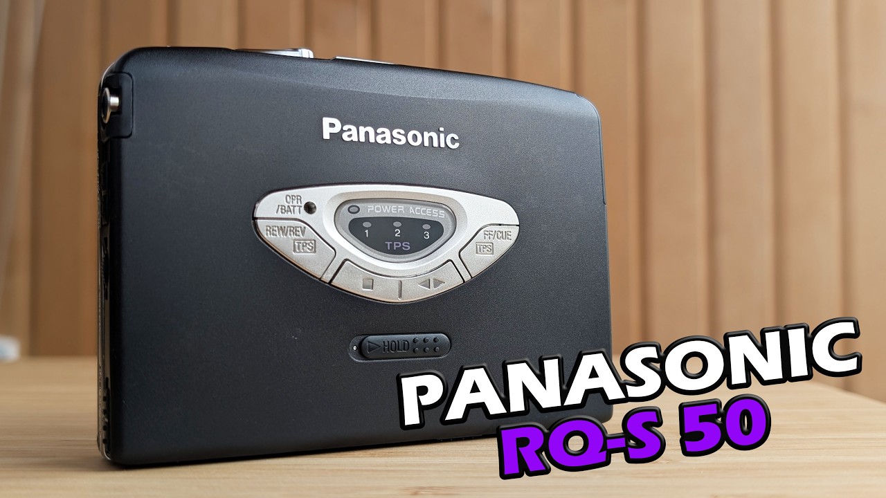 Ультратонкий касетний плеєр Panasonic RQ-S50. 1993р. Суворий японець