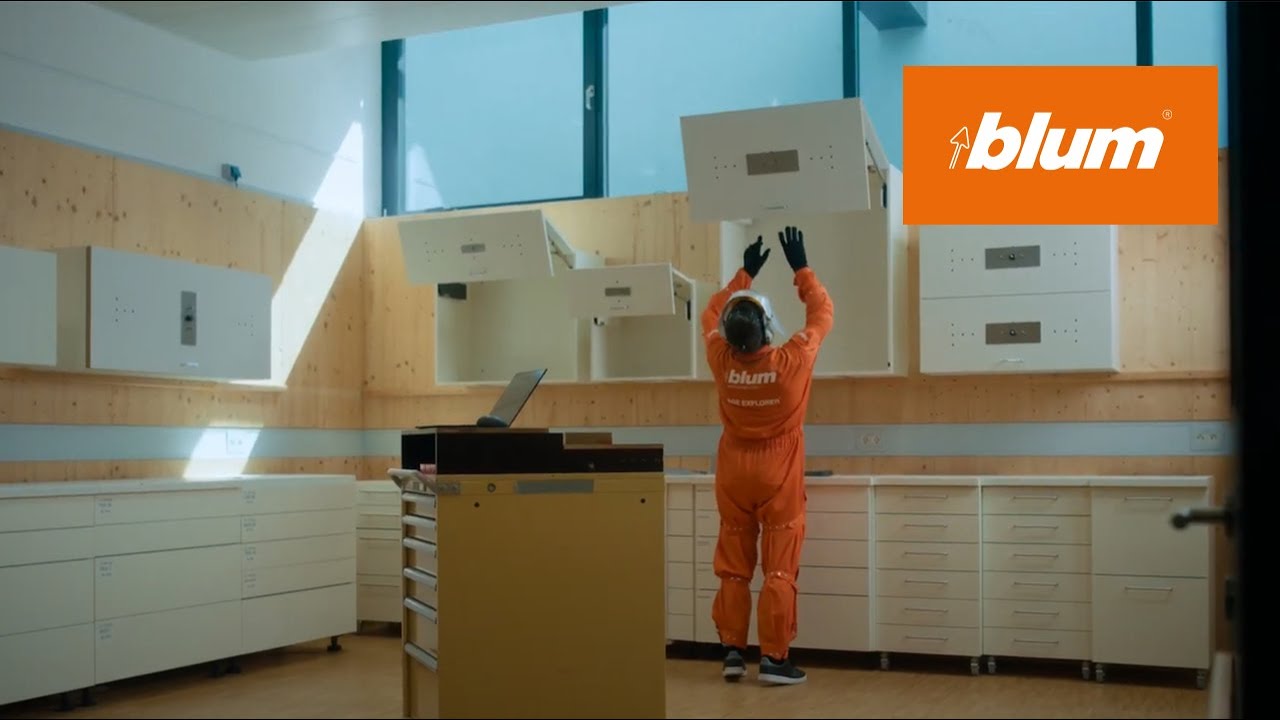 My personal experience in the AgeExplorer® – with Simon Lubetz (Blum employee) | Blum