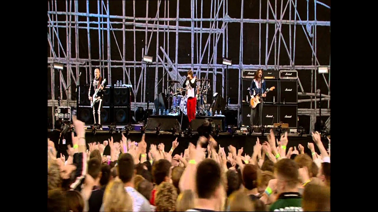 Red Hot Chili Peppers - By The Way - Live at Slane Castle [HD]