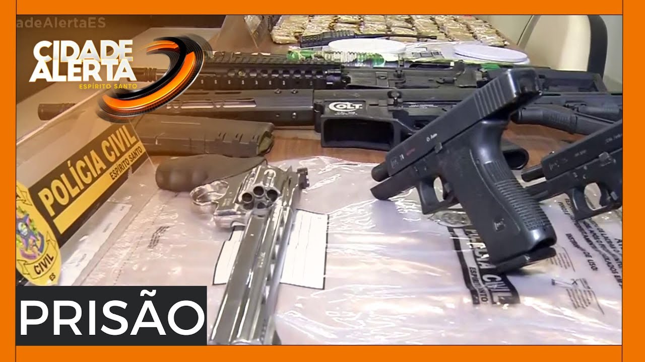 Polícia prende traficante e apreende arsenal pronto para guerra em Cariacica