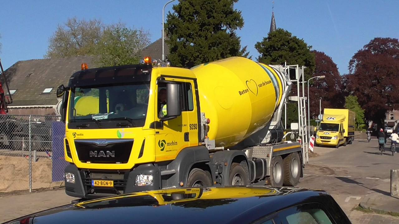 Oostflank Wijchen deel 41 / bouw parkeerkelder (7) storten keldervloer