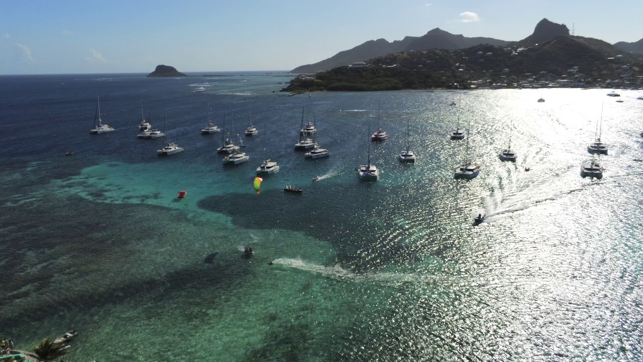 Parrot ANAFI shot in 4K mode, video of Happy Island in the Grenadines
